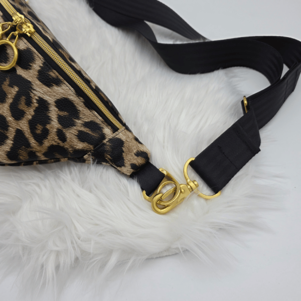 Gürteltasche / Crossbody Bag Junis - Leo - Medium2